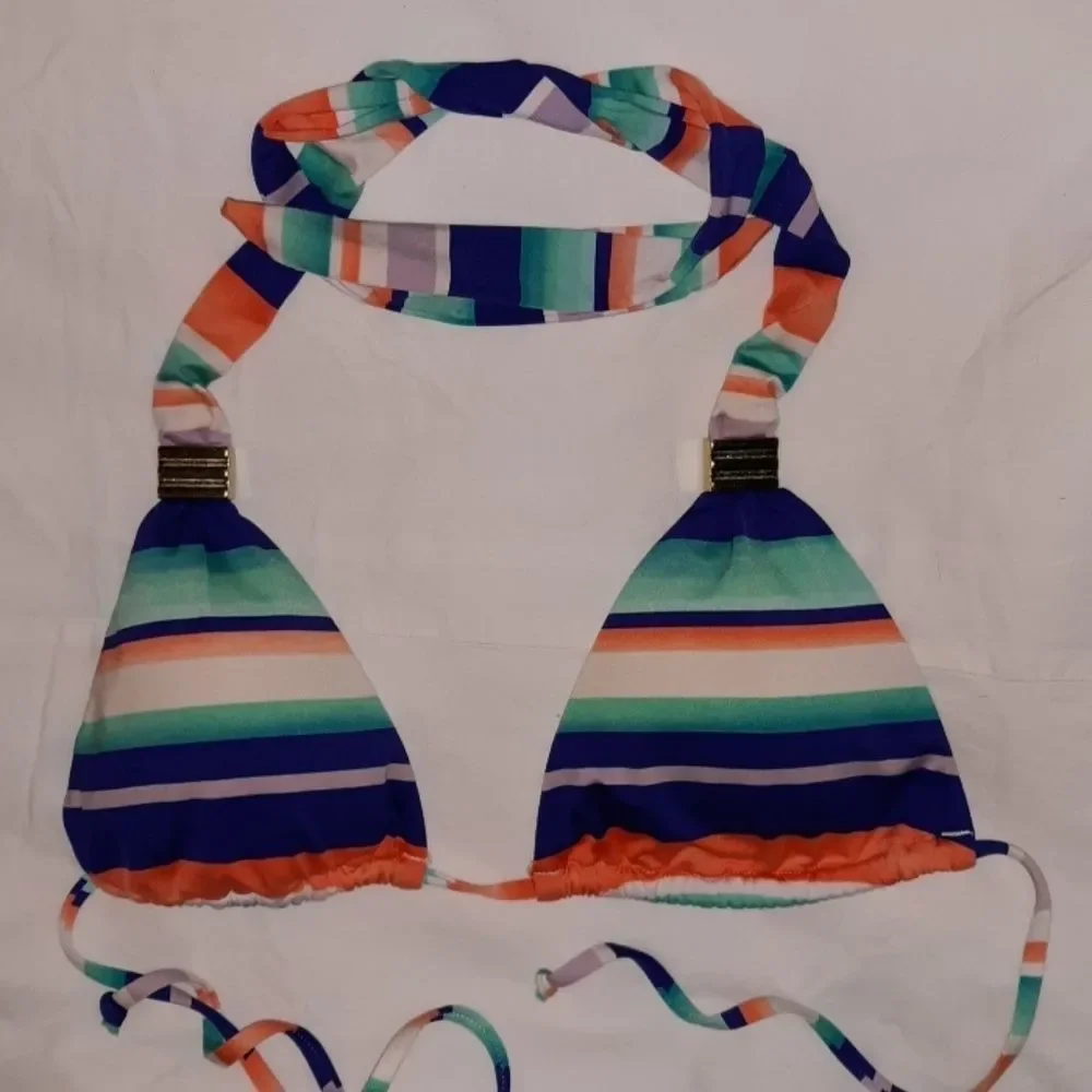 String Bikini Top‎ W Metal Square Slides Medium